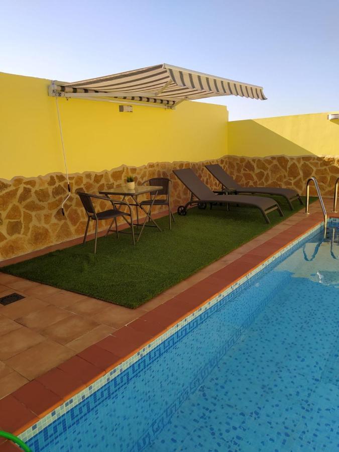 La Fuente 2 Villa El Gastor Luaran gambar